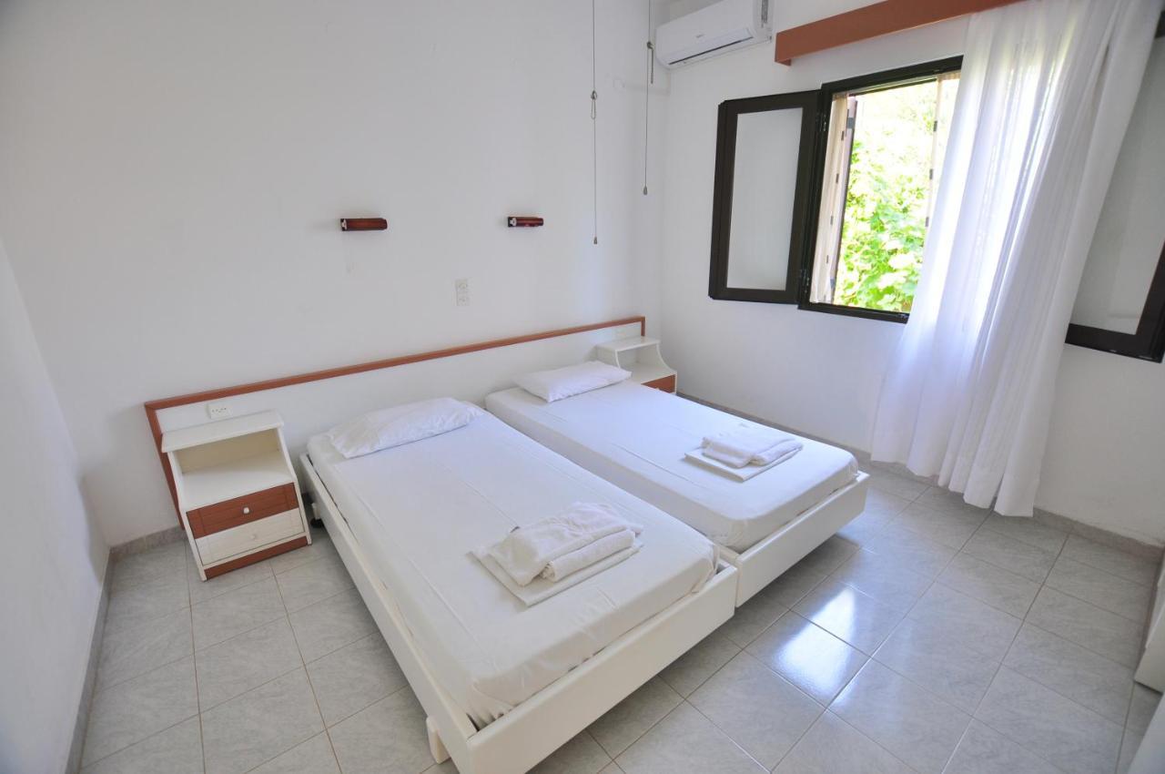 Antigoni Apartments Acharavi  Esterno foto