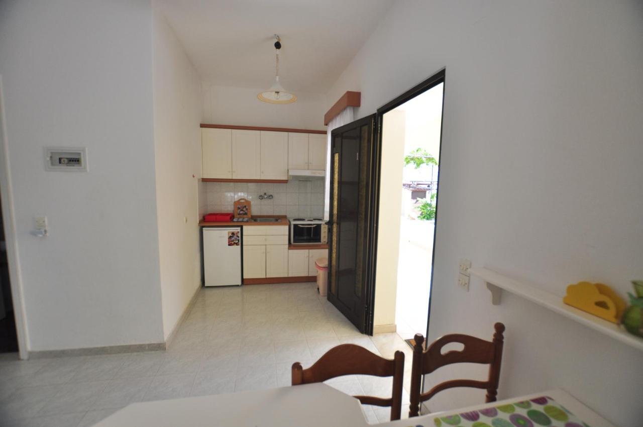 Antigoni Apartments Acharavi  Esterno foto